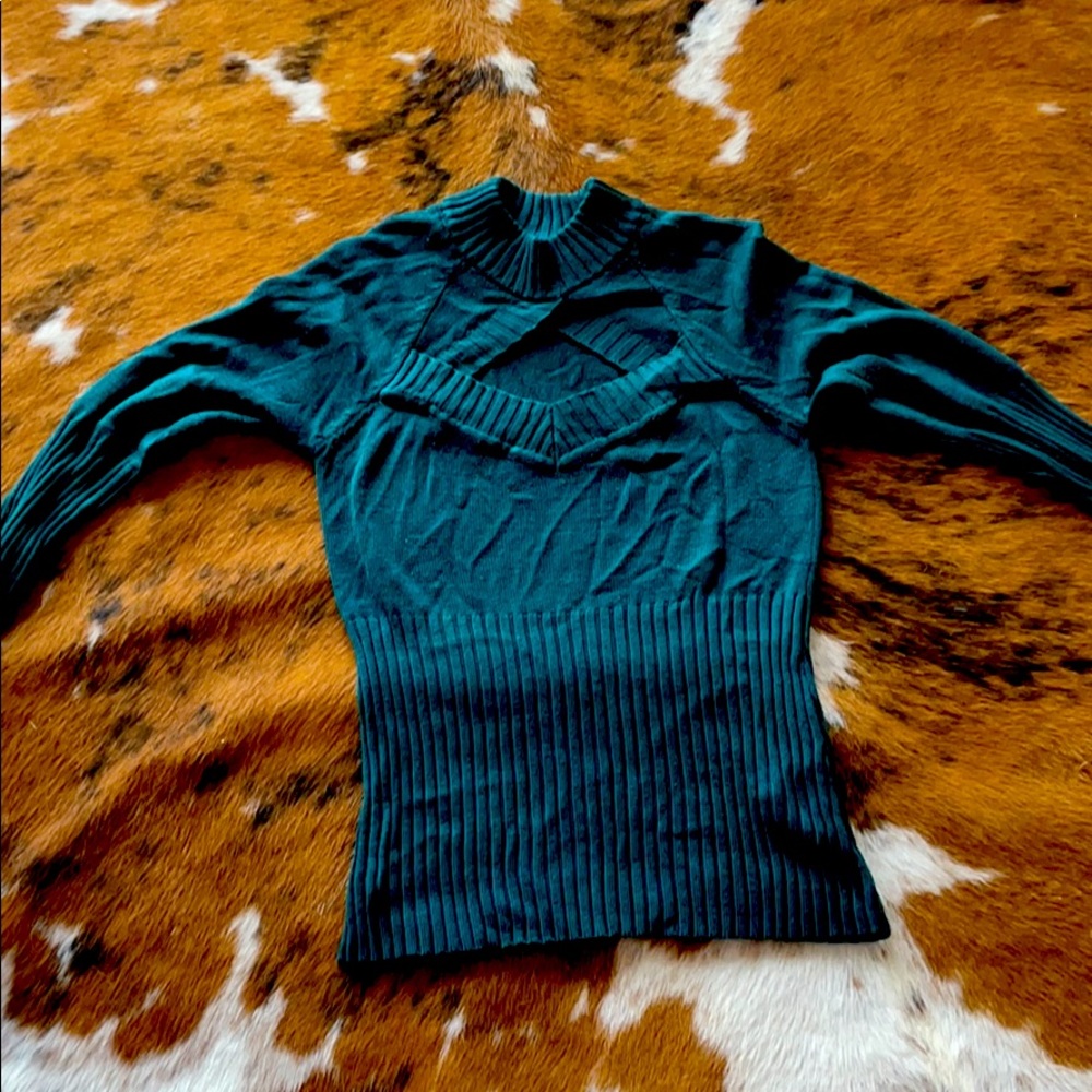 Green sexy sweater